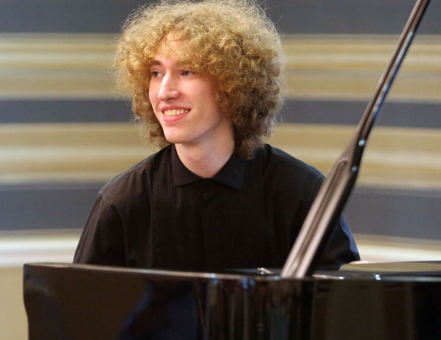 Michael Davidman at the piano